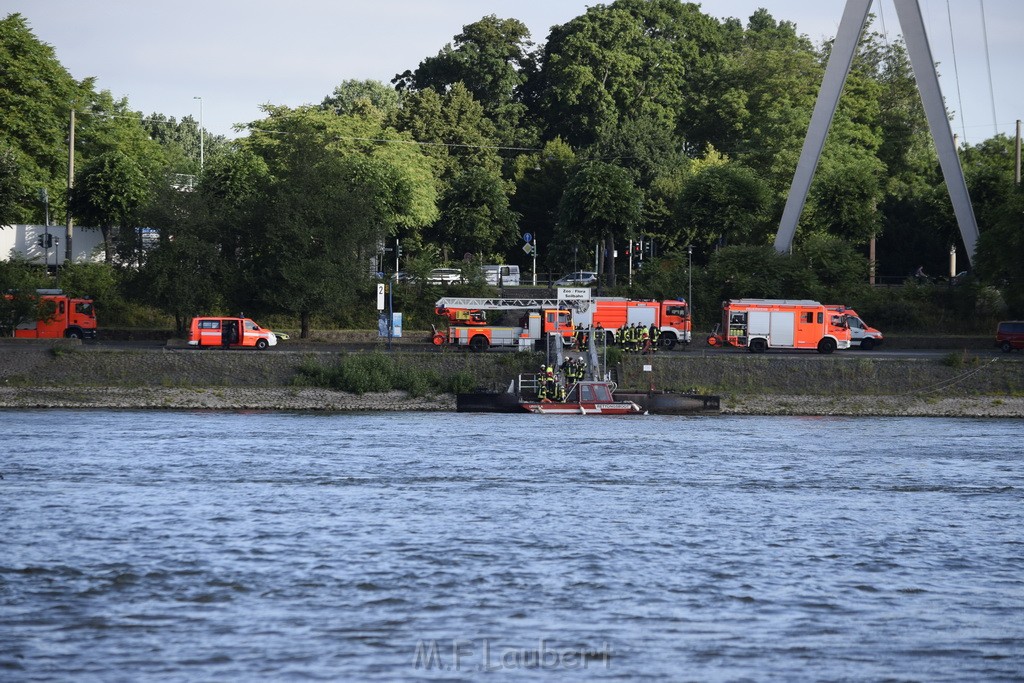 Schiff 1 Koeln in Hoehe der Koelner Zoobruecke P036.JPG - Miklos Laubert